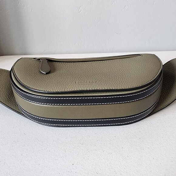 Buberry Bum/Sling Bag "LIKE NEW" - Picture 10 of 16